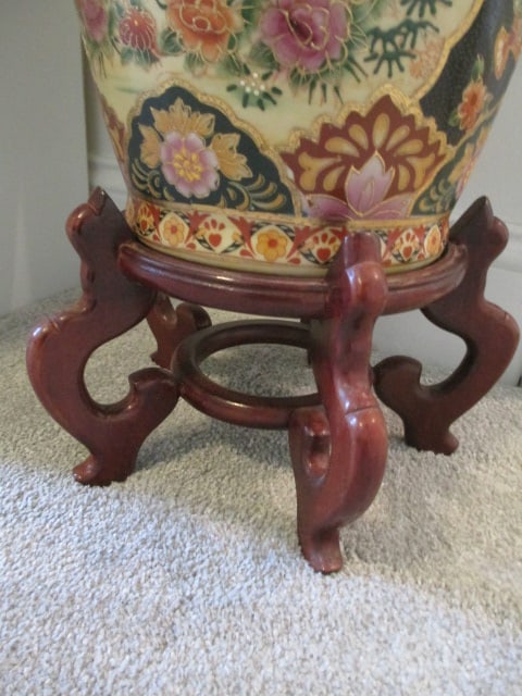 Satsuma Raised Moriage Temple Floor Urn with Wood Stand - 5