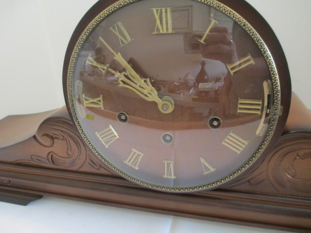 Dave's Clock Shoppe Westminster Chime Mantle Clock - 2