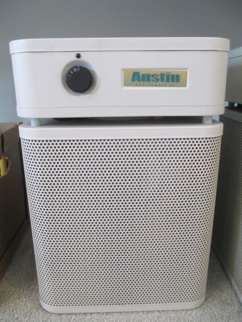 Austin Health Mate Jr. Air Purifier: Serial #401311407, powers on and works, Local Pickup Only 