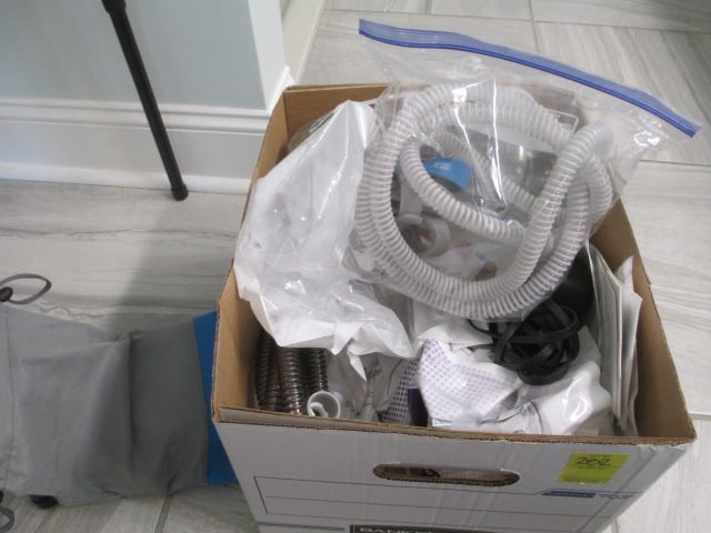 ResMed AirMini Travel CPAP, New Face Masks, Hoses and Distilled Water: . 