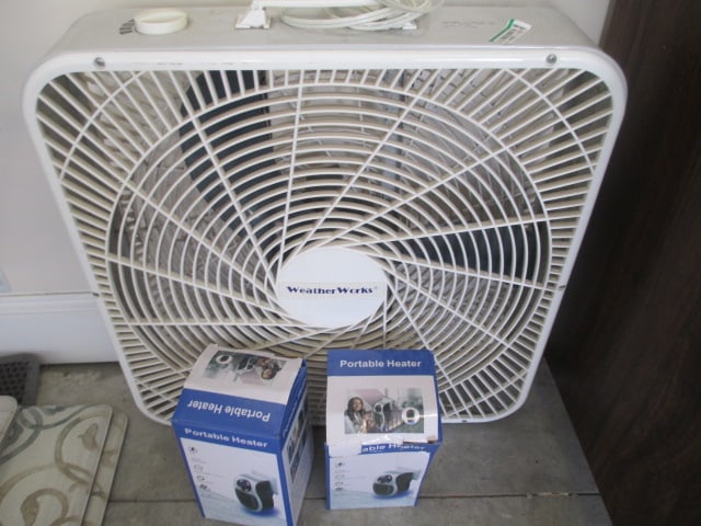 Weather Works 3 Speed Box Fan and Two 500w Personal Plug-In 2 Speed Heaters: box fan works, heaters in original boxes, Local Pickup Only 