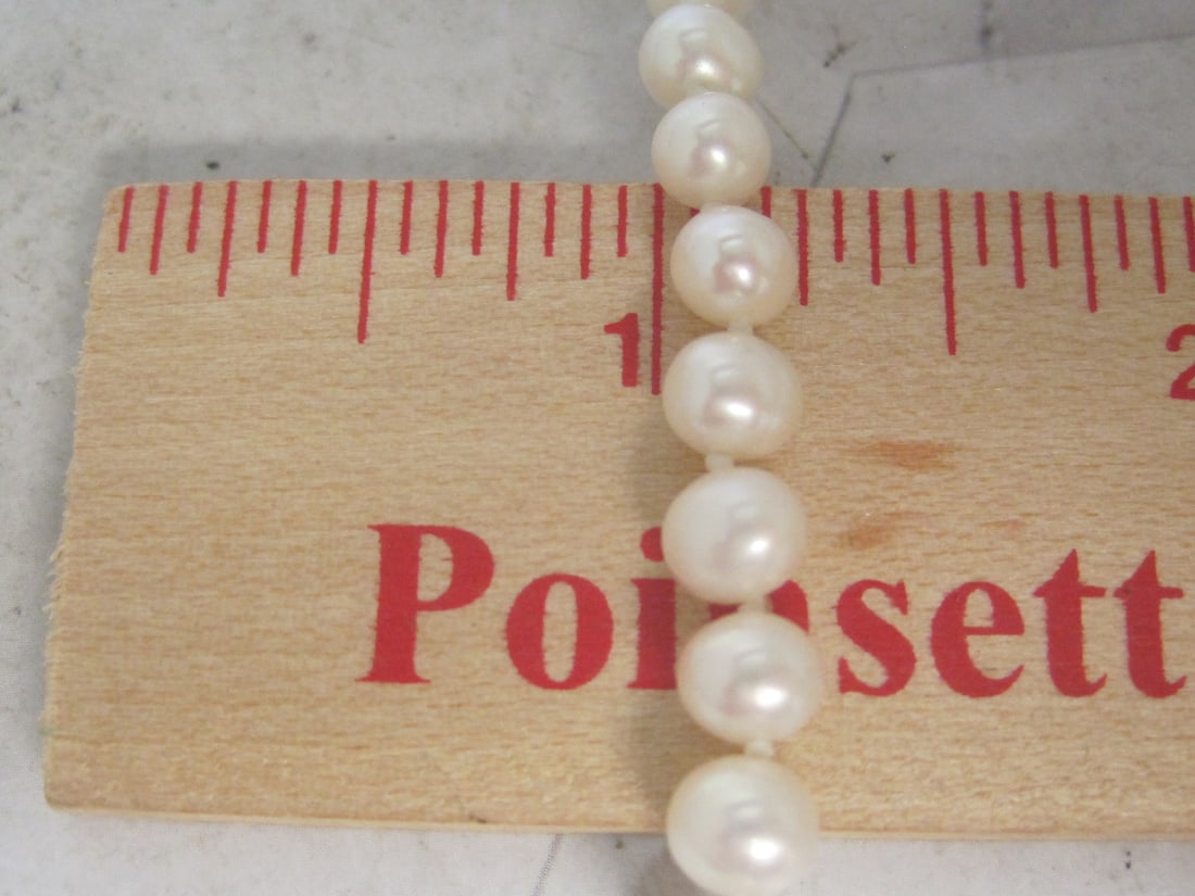 16" Pearl Necklace with 14k Gold Clasp - 4