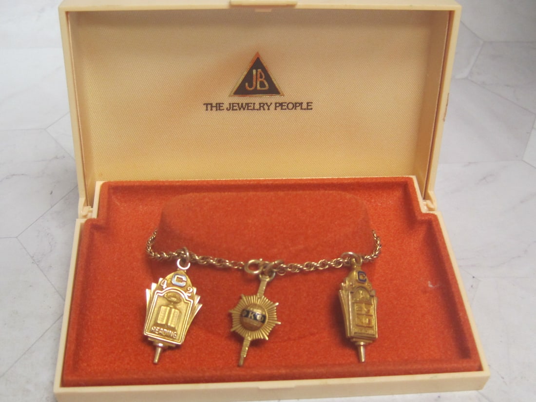 7" 1950 Clemson Gold-filled Charm Bracelet (1 of 8)