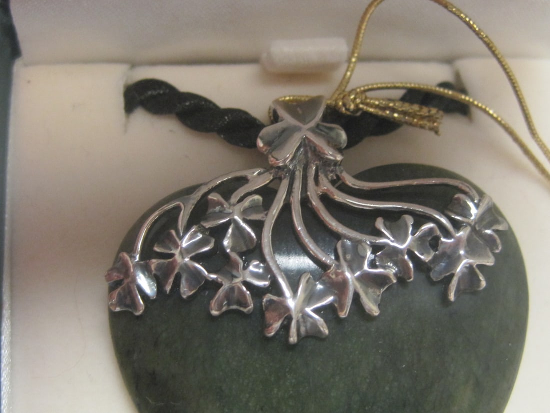 Sterling Silver Mounted Connemara Marble Pendant on Rope Necklace - 3