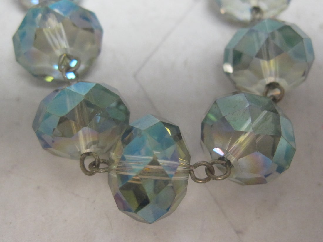 21" Vintage Faceted Cut Crystal Aurora Borealis Beaded Necklace - 3
