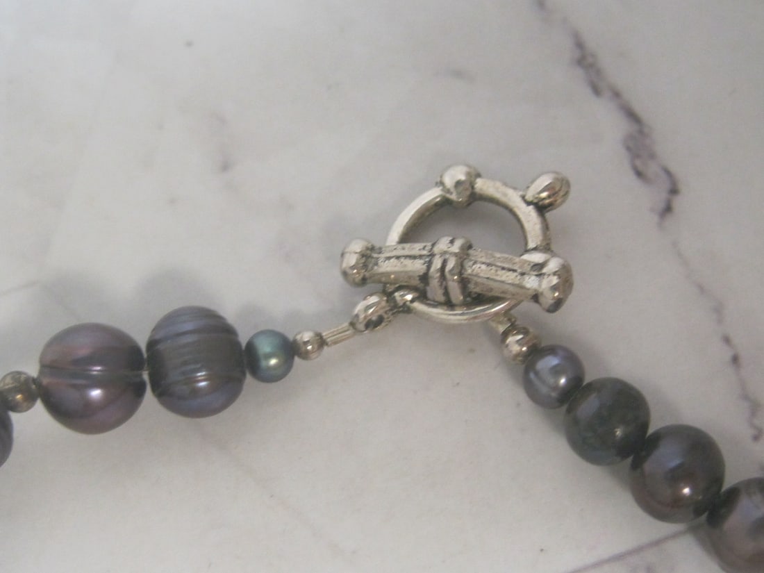 18 1/2" Baroque Tahitian Pearl Necklace with Silver Cased Double Abalone Pendant - 4