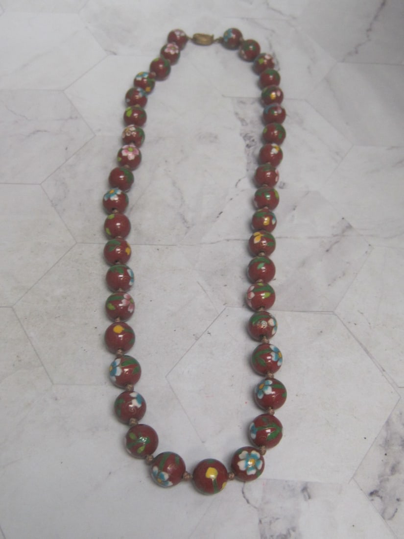 24" Vintage Cloisonne Necklace with Fancy Filigree Gold Vermeil Clasp: . 