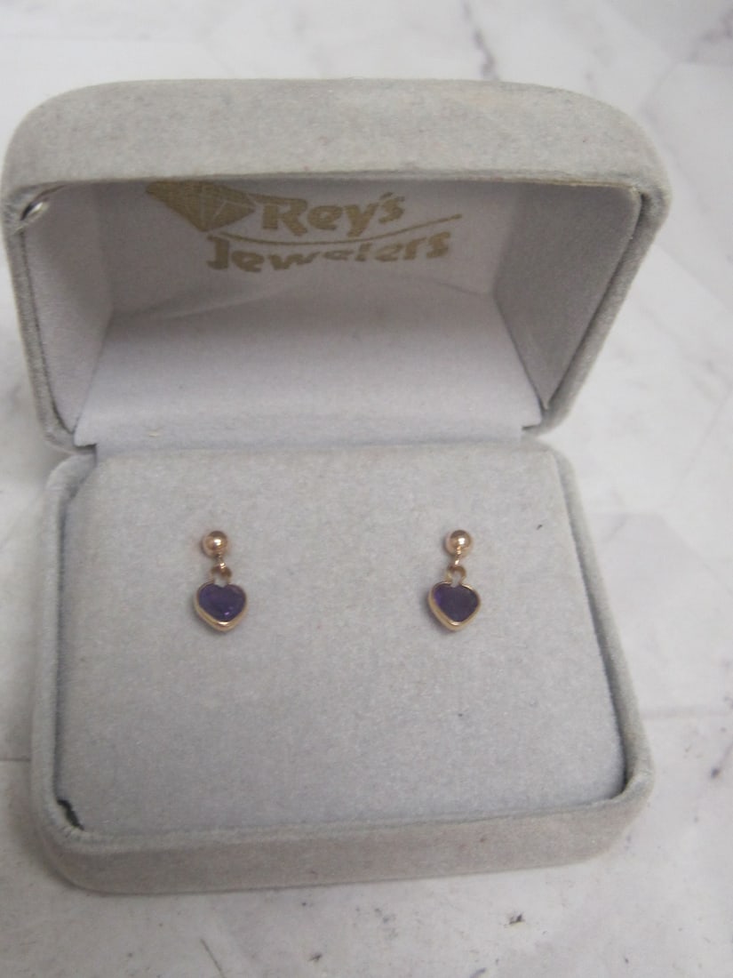 10k Gold Amethyst Heart Pierced Earrings: . 