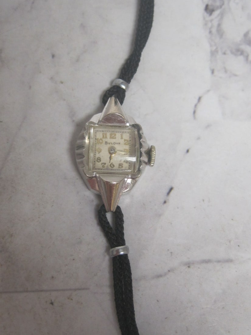 Bulova 10k Rolled Gold Plate 17 Jewel Watch: Runs 