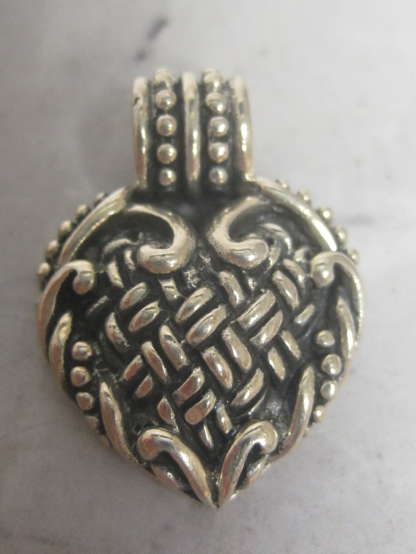 Lot of 2 Sterling Silver Pendants Christmas Tree & Heart - 2