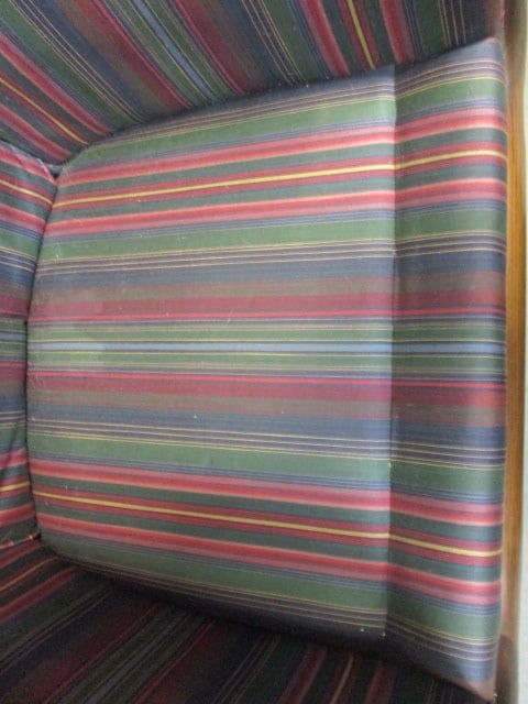 Mid-Century Modern Lounge Chair with Wood Trim - 7