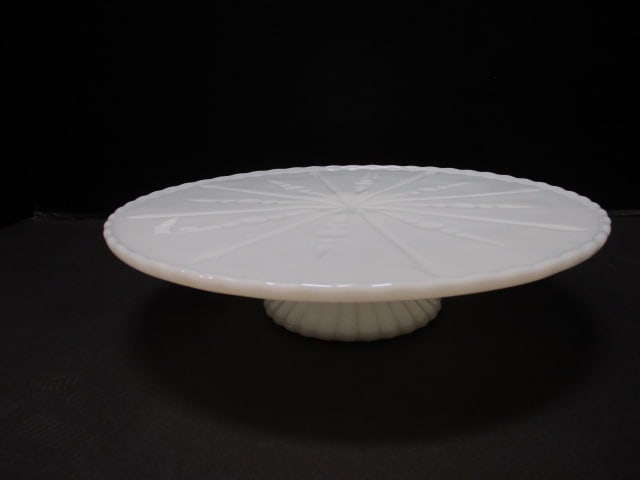 Anchor Hocking Milk Glass Starburst Cake Pedestal Stand: W10"xH2.50" 