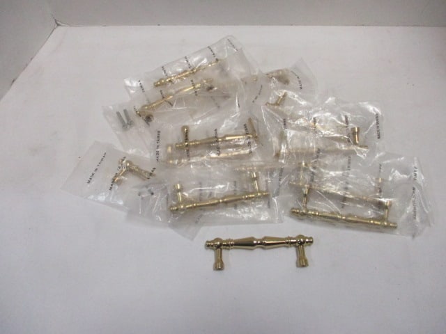 Set of 13 4" Brass Drawer Pulls Sealed in Plastic, 1 Out of Plastic: W3"xH3.5", 