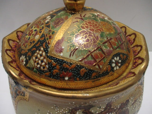 Beautiful Satsuma Lidded Jar, Enamel Nature Designs, Made in China - 3