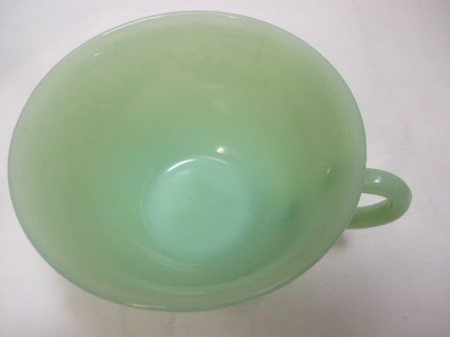 Fire-King Jadeite Pair Bud Vases, Cup and 3 Saucers (Jane Ray Pattern) - 7