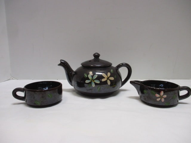 Acme Ware Ceramic Teapot Without Top, Creamer and Sugar: . 
