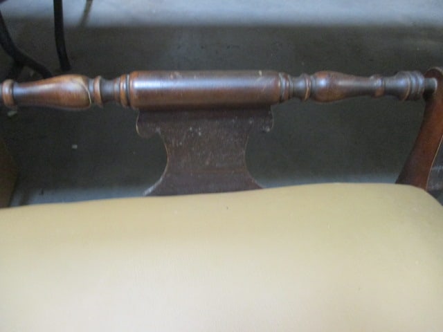 Vintage wooden Chair with Small Backrest with Leatherette Seat - 2