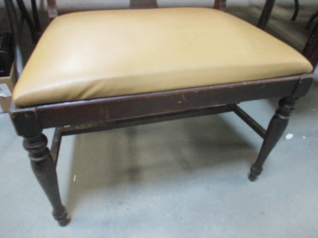 Vintage wooden Chair with Small Backrest with Leatherette Seat - 5