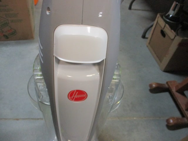 Hoover Floormate Deluxe Hard Floor Cleaner - 2