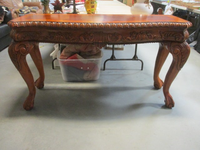 Universal Furniture Heavily Carved Mahogany Bowfront Console Table (1 of 15)