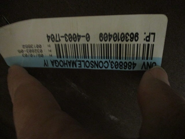 Universal Furniture Heavily Carved Mahogany Bowfront Console Table - 9