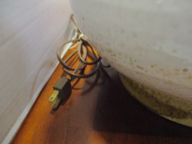 Glazed Turned Pottery Urn Table Lamp - 7