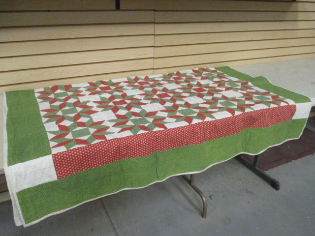 Antique Hand Stitched "Pinwheel Dresden" Quilt Design (1 of 8)