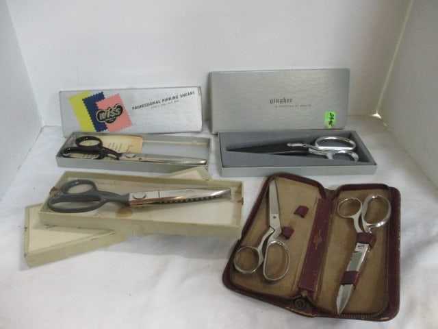 Pair of Ginger G-8 Knife Edge Scissors, Wiss Model B Professional Pinking Shears, (1 of 15)