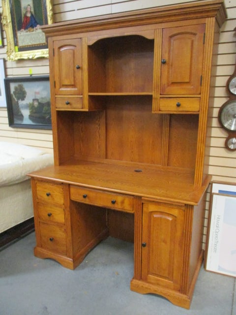LEA Oak 2 Piece Computer Desk and Bookcase Hutch (1 of 10)