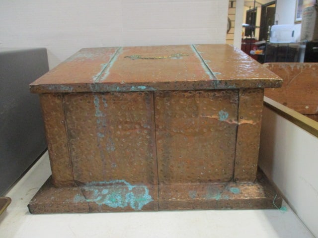 Vintage Hammered Copper Kindling Box with Brass Accents: 19" x 14" x 12", Due to size additional shipping charges may apply, Please call UPS Store at (864)268-6068 for quote