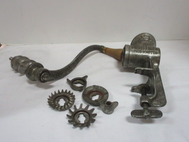 Vintage Universal No. 1 Food Chopper: . 