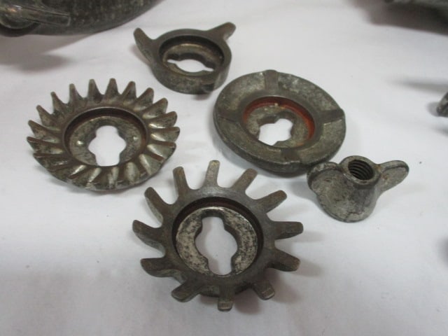 Vintage Universal No. 1 Food Chopper - 2