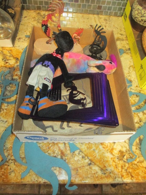 Kokopelli Wind Spinner, Statues, Plaque and Metal Wall Hanger: .