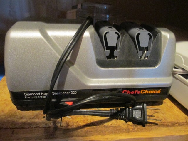 Chefs Choice Diamond Hone Sharpener 320, Black & Decker Handy Chopper Plus and - 2