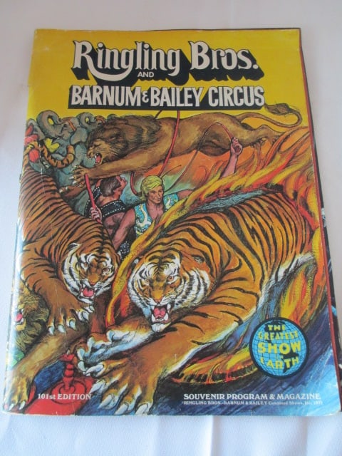 1971 "Ringling Bros. and Barnum & Bailey Circus" Souvenir Program & Magazine: 101st Edition 