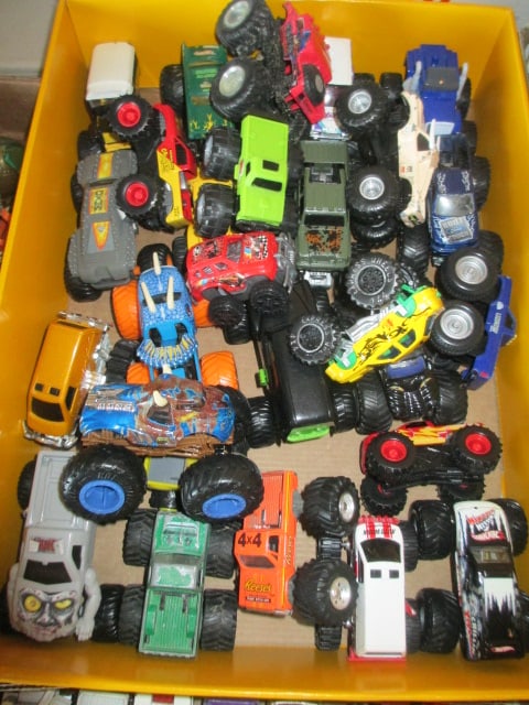 25 +/- 1:64 Diecast "Monster Trucks" (1 of 3)