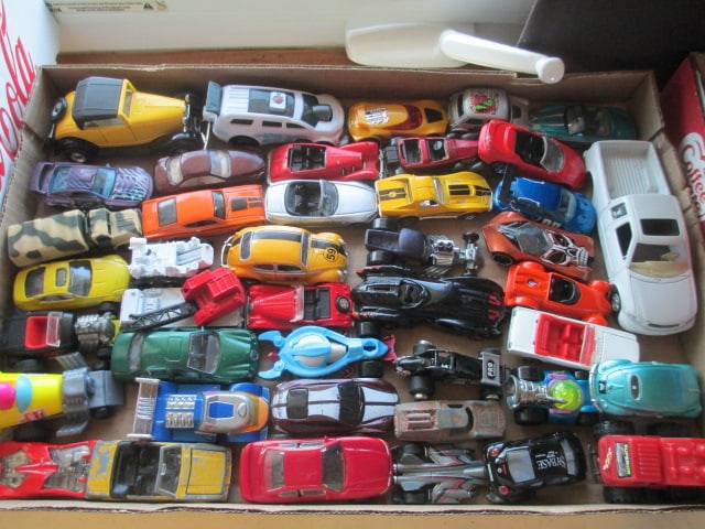 40 +/- 1:64 Scale Diecast Cars (1 of 4)