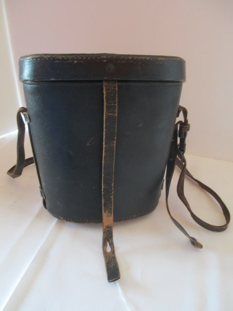 Pair of 1943 US Navy Bu. Ships Bausch Lomb Mark 39 Mod.1 Binoculars (1 of 7)