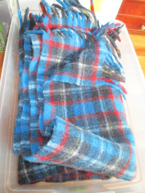 Vintage Pendleton Wool Throw: . 