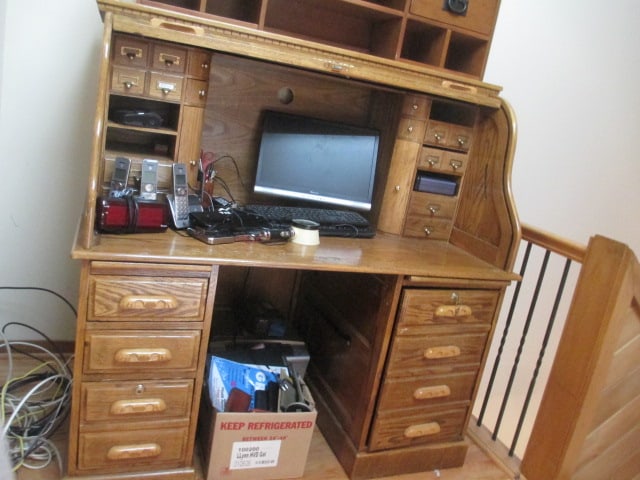 Oak Roll-Top Desk, Hutch Organizer and Office Supplies - 2