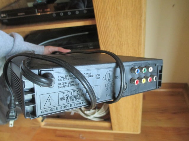 Oak Media Cabinet, Flat Screen Televisions, DVD Players, Blu-Ray Player, - 12