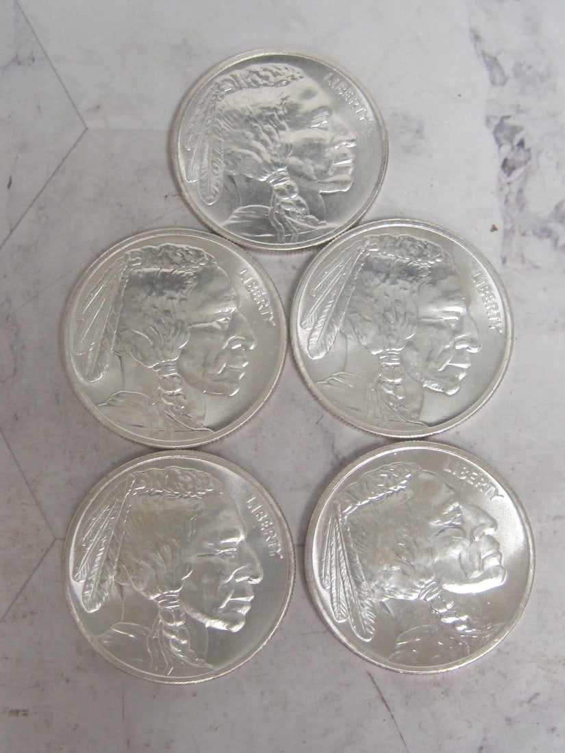 Lot of 5 Buffalo One Troy Oz. .999 Fine Silver (1 of 4)