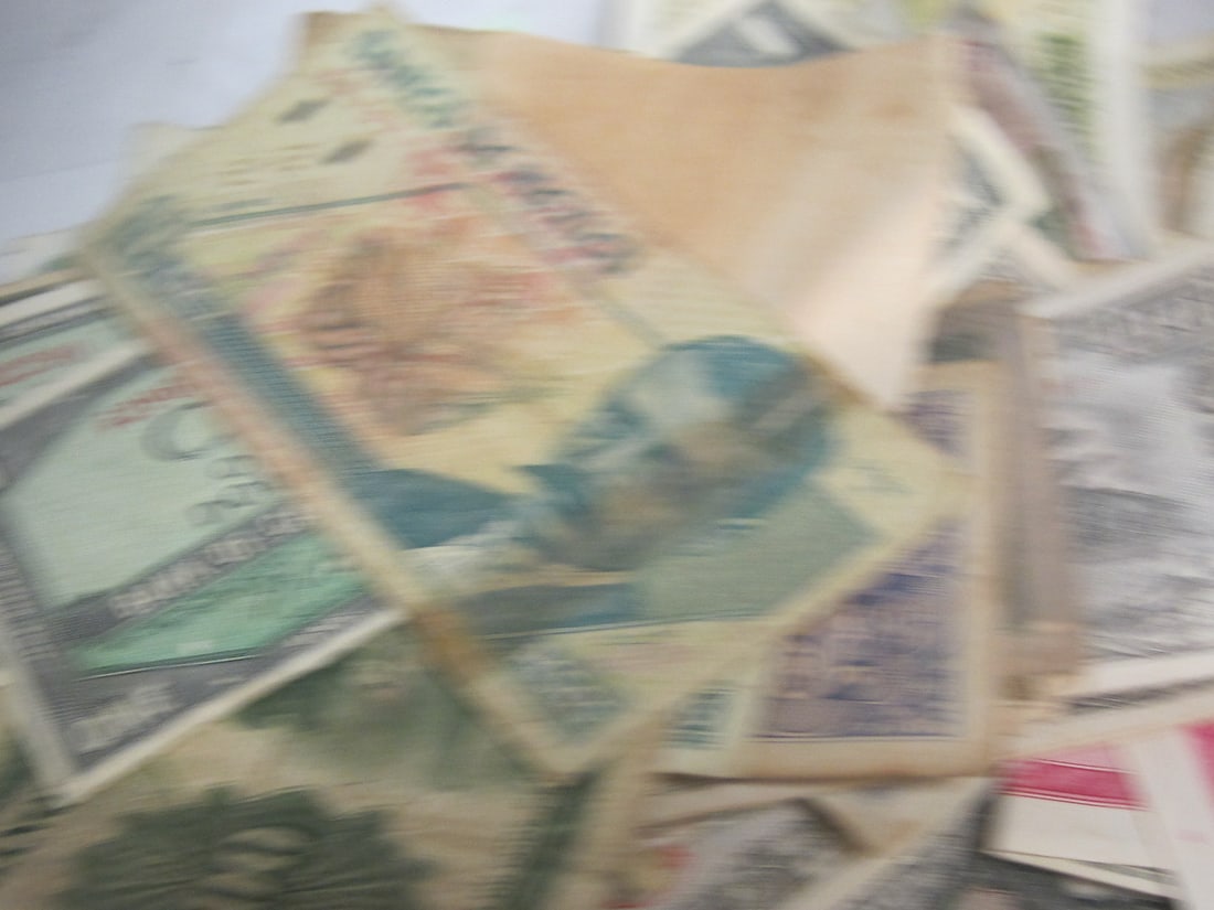 HUGE Lot of Foreign Currency - 4