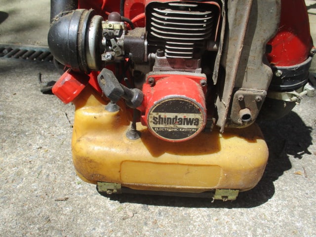 Shindaiwa Backpack Blower - 4