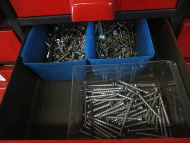 Metal Drawer Cabinet with Fasteners - 2