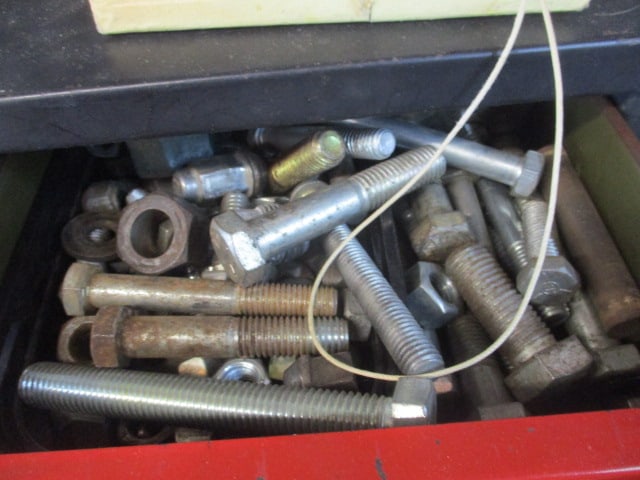 Metal Drawer Cabinet with Fasteners - 3