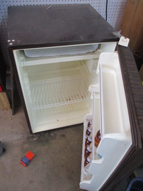 Medium Refrigerator - 2
