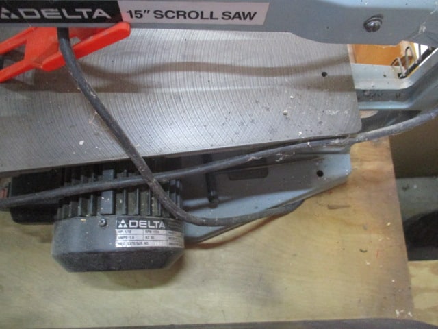 Delta Scroll Saw - 4