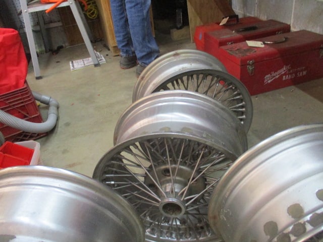 Lot of 4 Spoke Rims 15x7 - 3