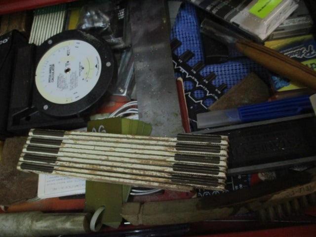 Craftsman 7 Drawer Bench - 8